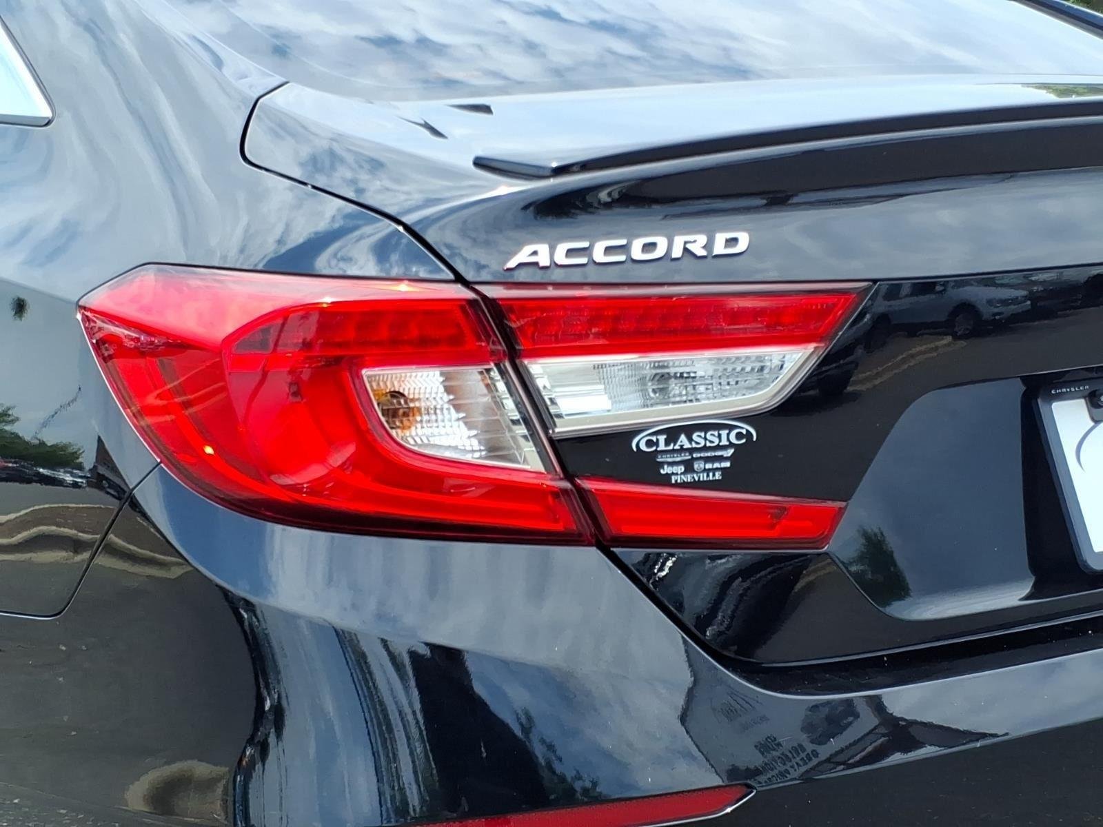 Used 2019 Crystal Black Pearl Honda Sport image 17