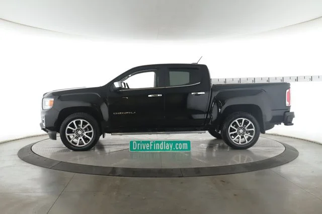 Used 2022 Black GMC Denali image 9