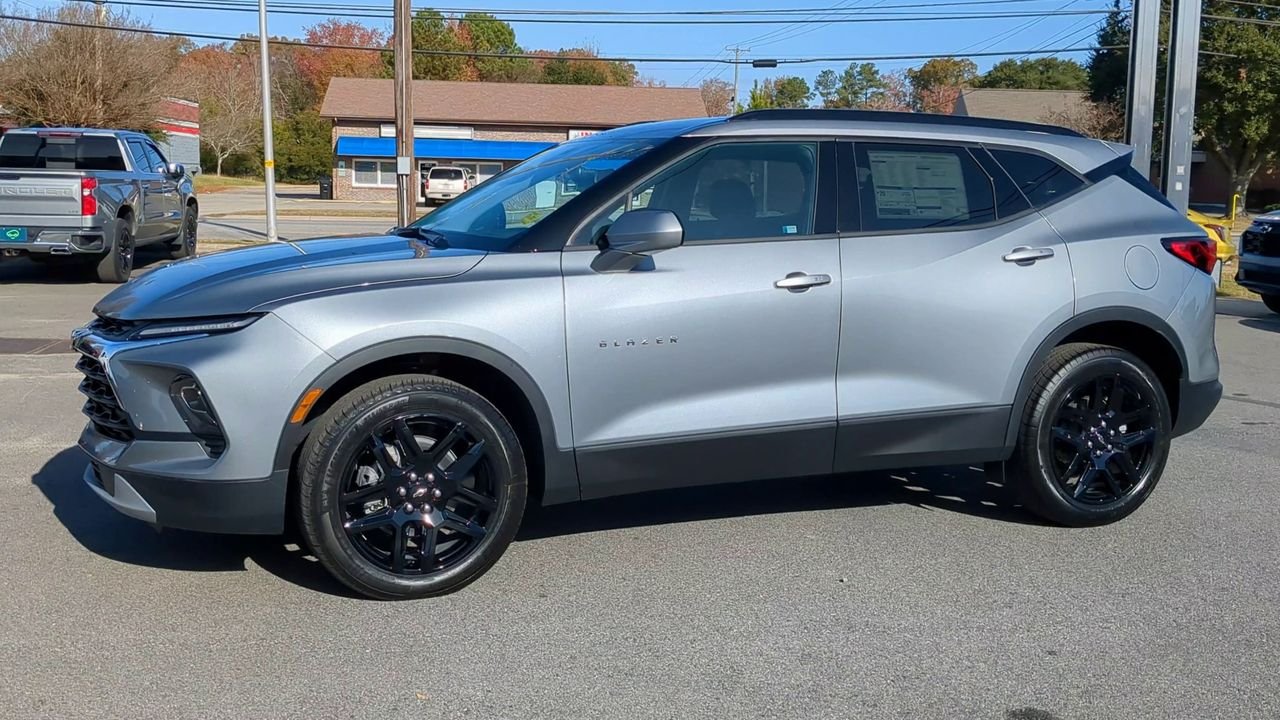 New 2026 Sterling Gray Metallic Chevrolet 2LT image 32