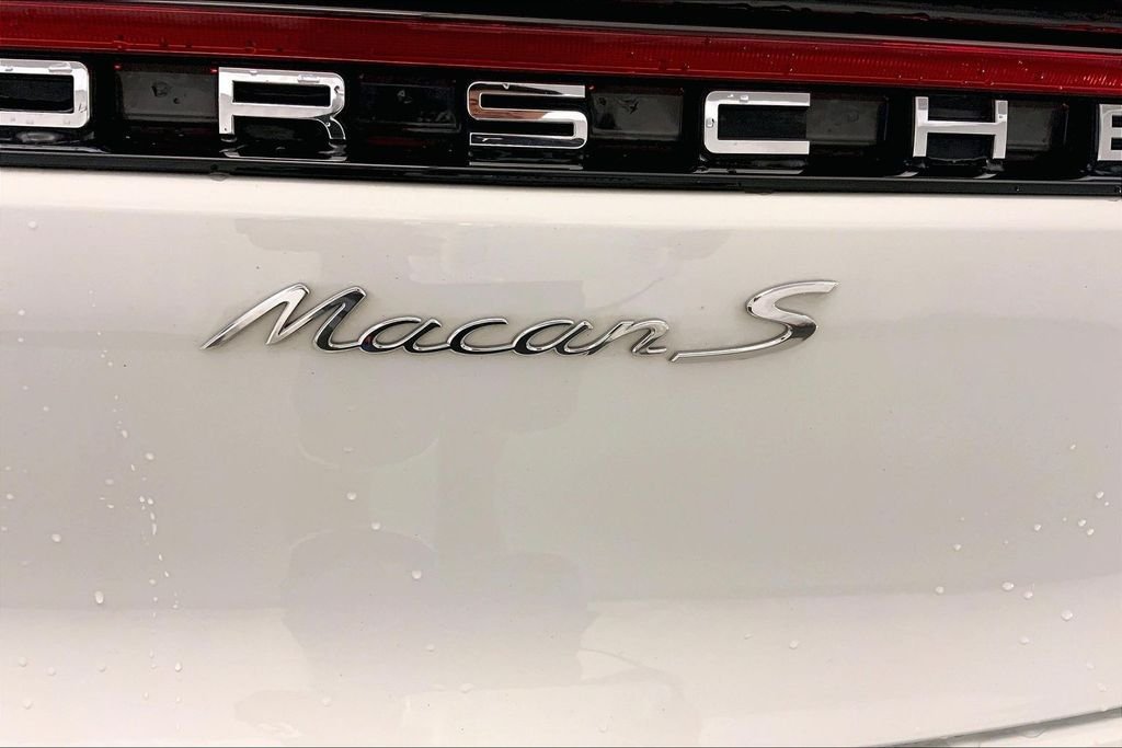 Used 2025 White Porsche S image 30