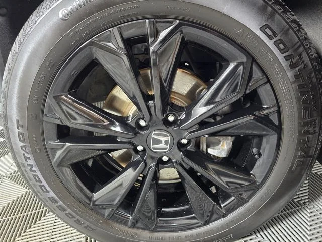 Used 2025 Gray Honda Sport Touring image 2