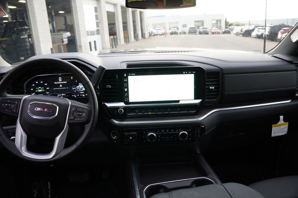 2025 GMC Sierra 3500HD SLT - Photo 21