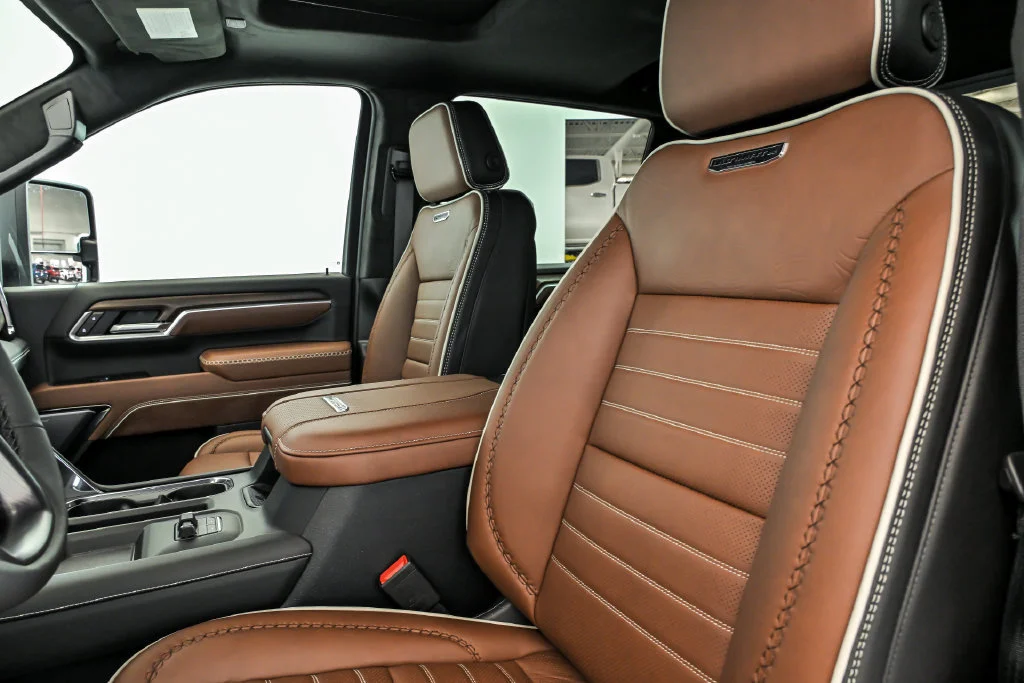2026 GMC Sierra 2500HD Denali Ultimate - Photo 8