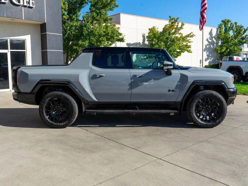 2025 GMC HUMMER EV 3X - Photo 8