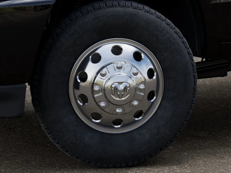 New 2027 Diamond Black Crystal Pearl-Coat Exterior Paint RAM Big Horn image 9