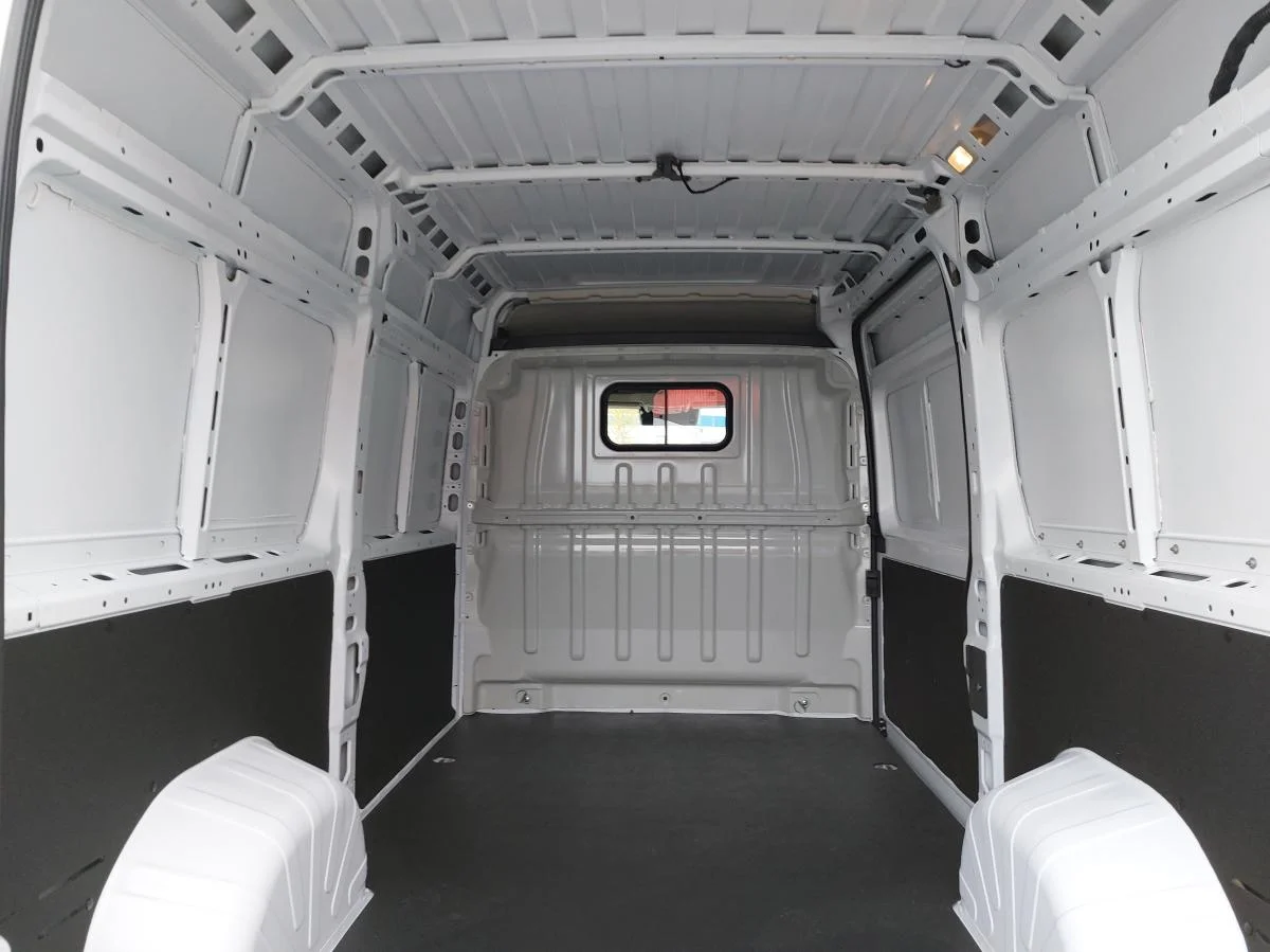 New 2025 White RAM Tradesman 3500 High Roof 136" WB w/Pass Seat image 9