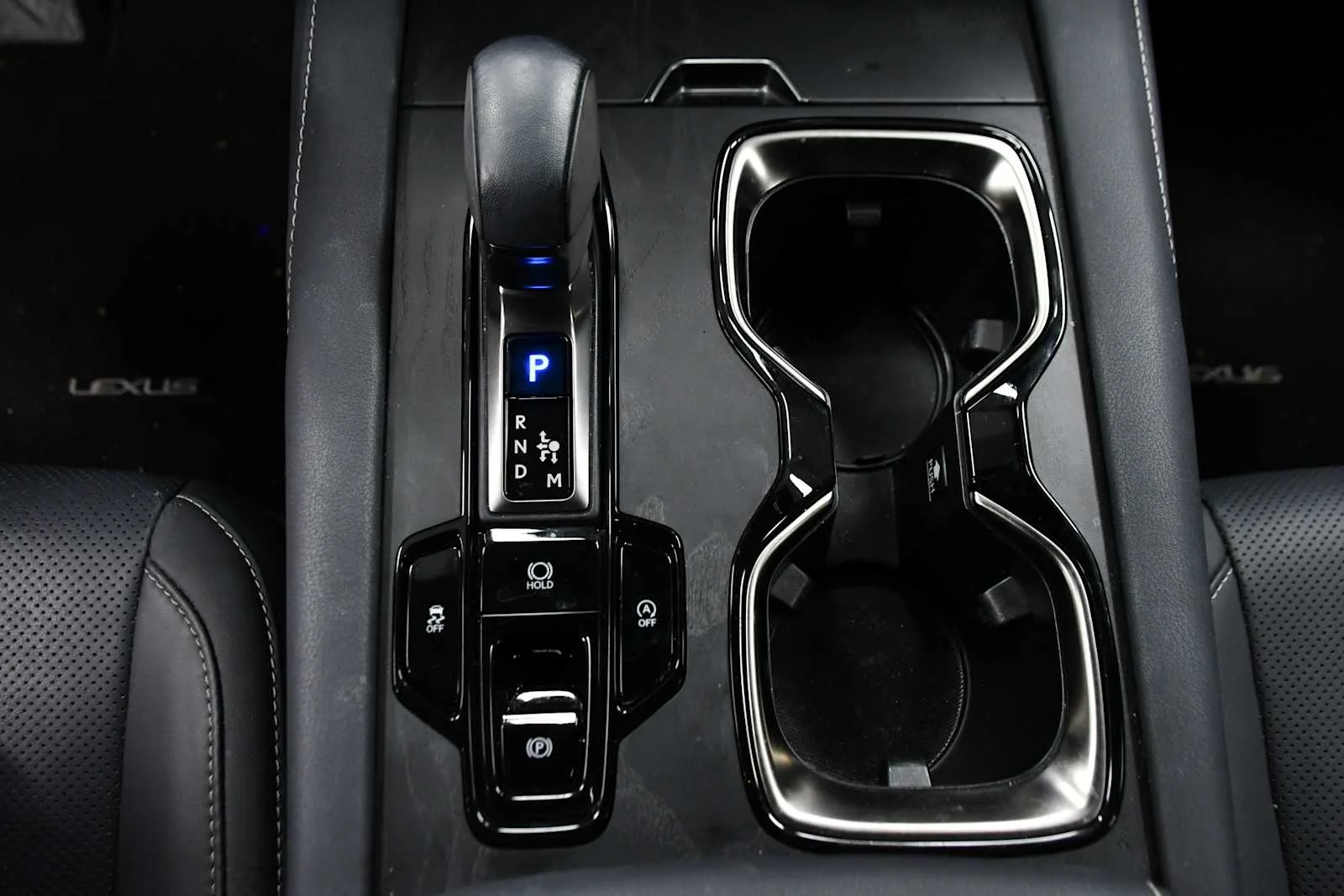 Used 2023 Eminent White Pearl Lexus Premium image 22