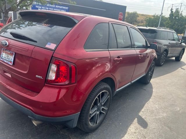 Used 2013 Red Ford SEL image 4