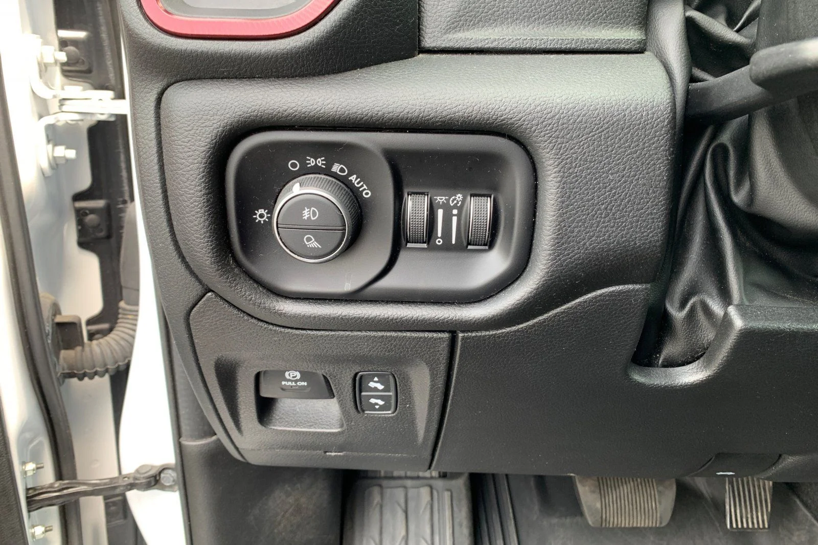 Used 2025 White Ram Rebel image 34