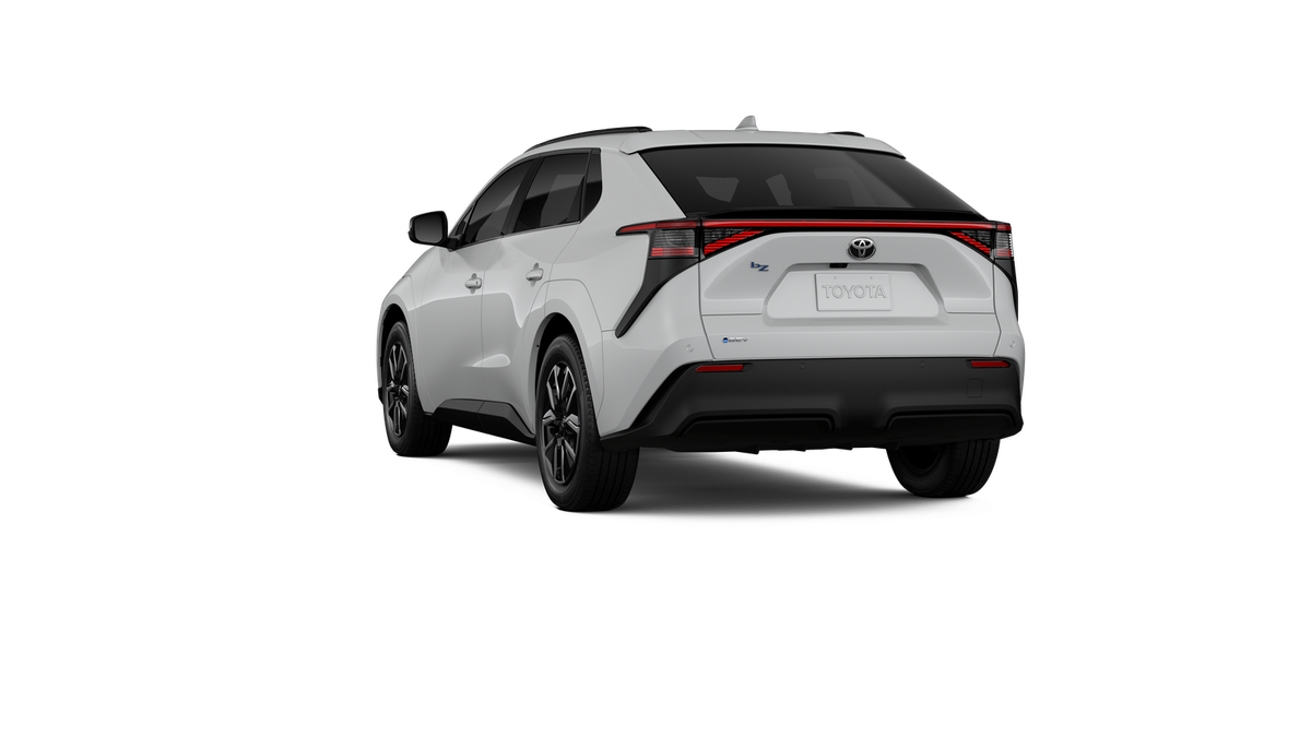 New 2026 Wind Chill Pearl Toyota XLE image 29