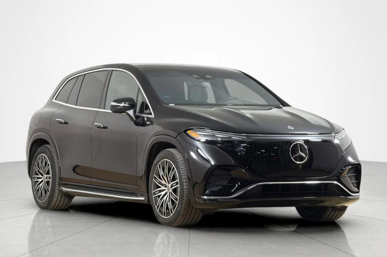Used 2024 Obsidian Black Metallic Mercedes-Benz EQS 450+ image 7