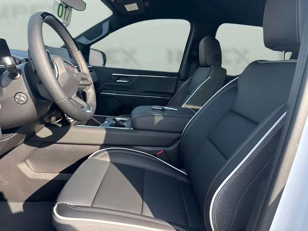 Used 2026 Summit White GMC Elevation Extended Range image 8