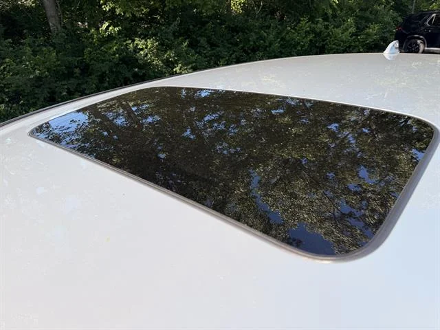 Certified Used 2026 URBAN GRAY Honda EX-L image 9