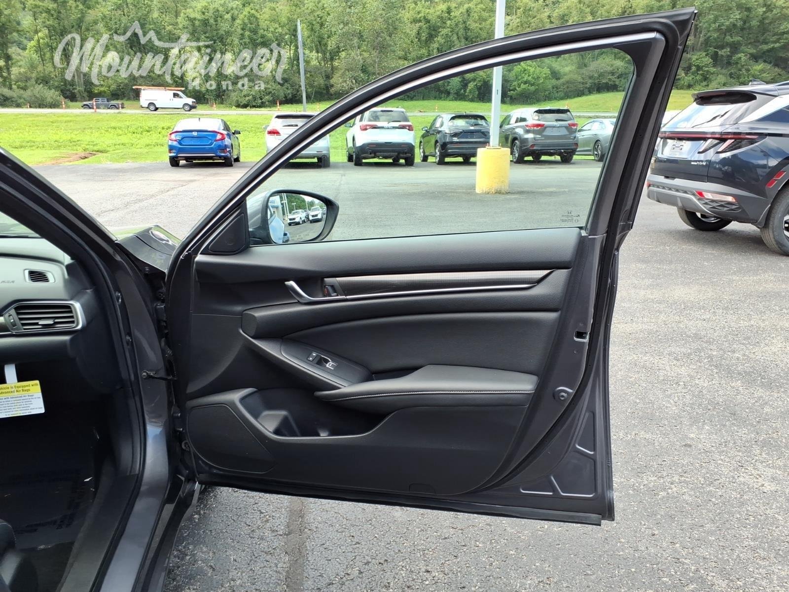 Used 2019 Modern Steel Metallic Honda Sport image 18