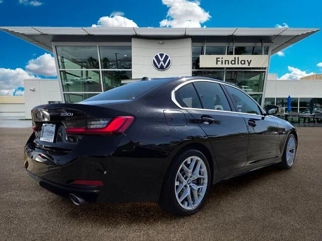 Used 2025 Black BMW 330i image 6