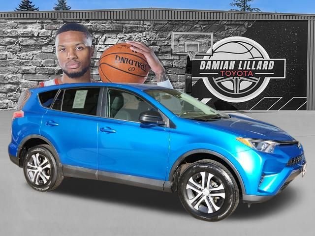 2017 Toyota RAV4 LE