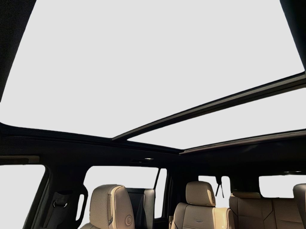 Used 2021 White Cadillac Premium image 23