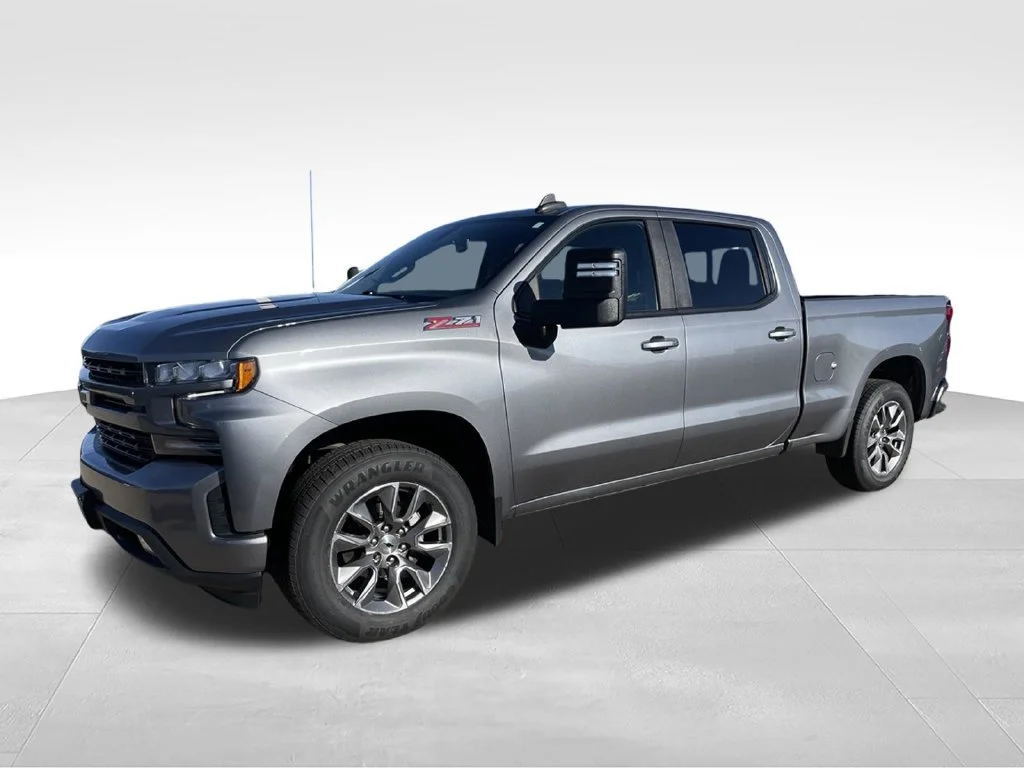 Used 2021 Gray Chevrolet RST image 5