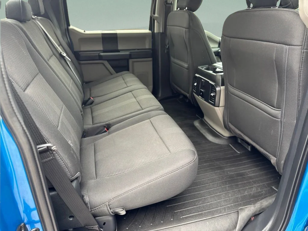 Used 2020 Blue Metallic Ford XL image 24