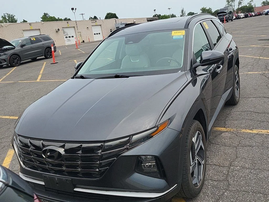Certified Used 2022 Gray Hyundai SEL image 9