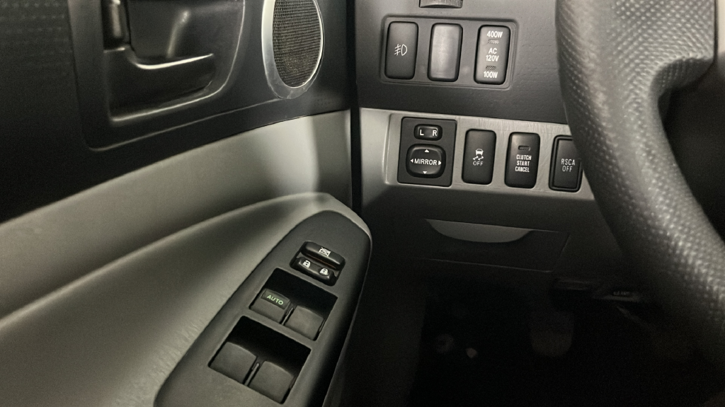 Used 2015 Gray Toyota Base image 28