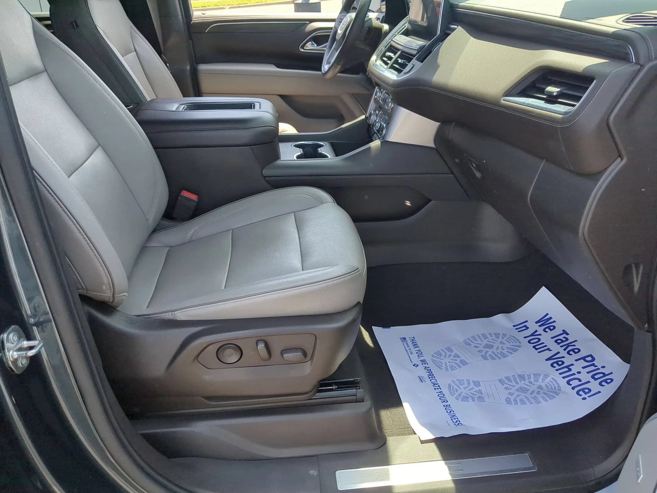 Used 2021 Dark Sky Metallic GMC SLT image 26