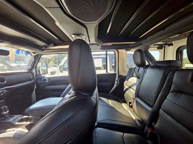 Used 2022 Black Jeep Unlimited Sahara 4xe image 9