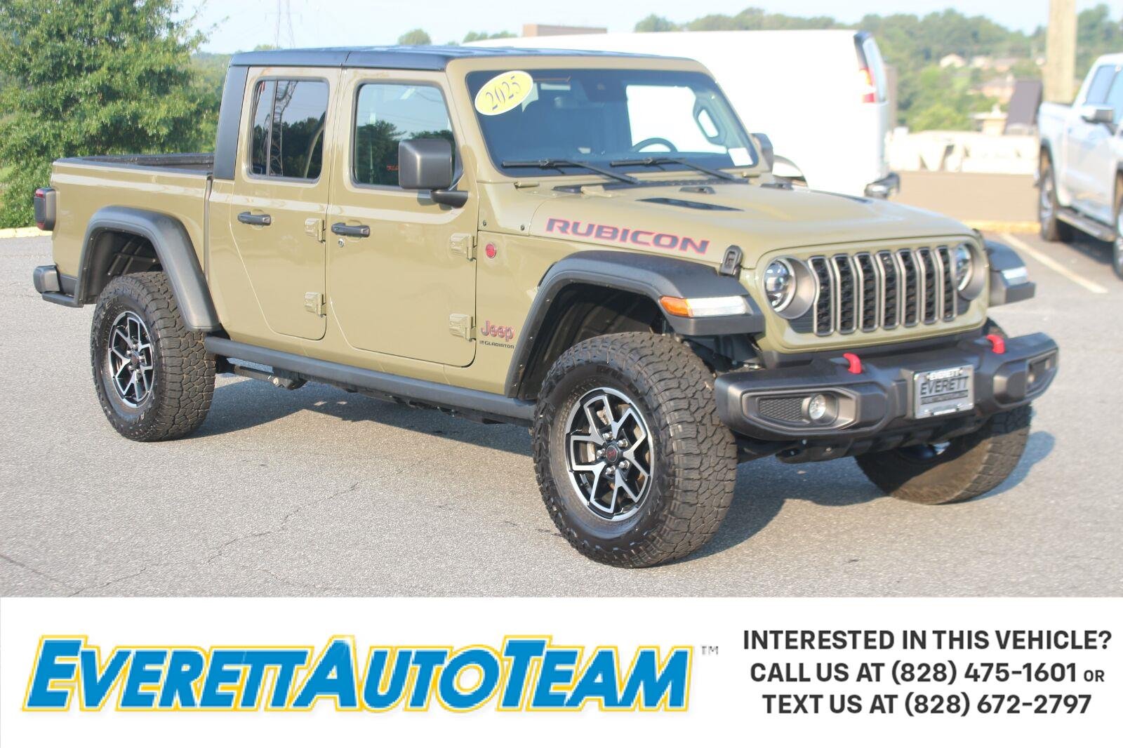 Used 2025 Green Jeep Rubicon image 1