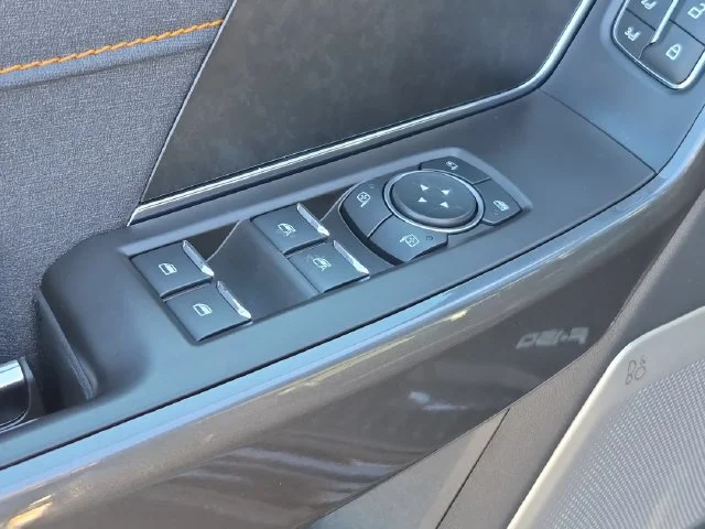 Used 2021 Blue Ford Tremor image 13
