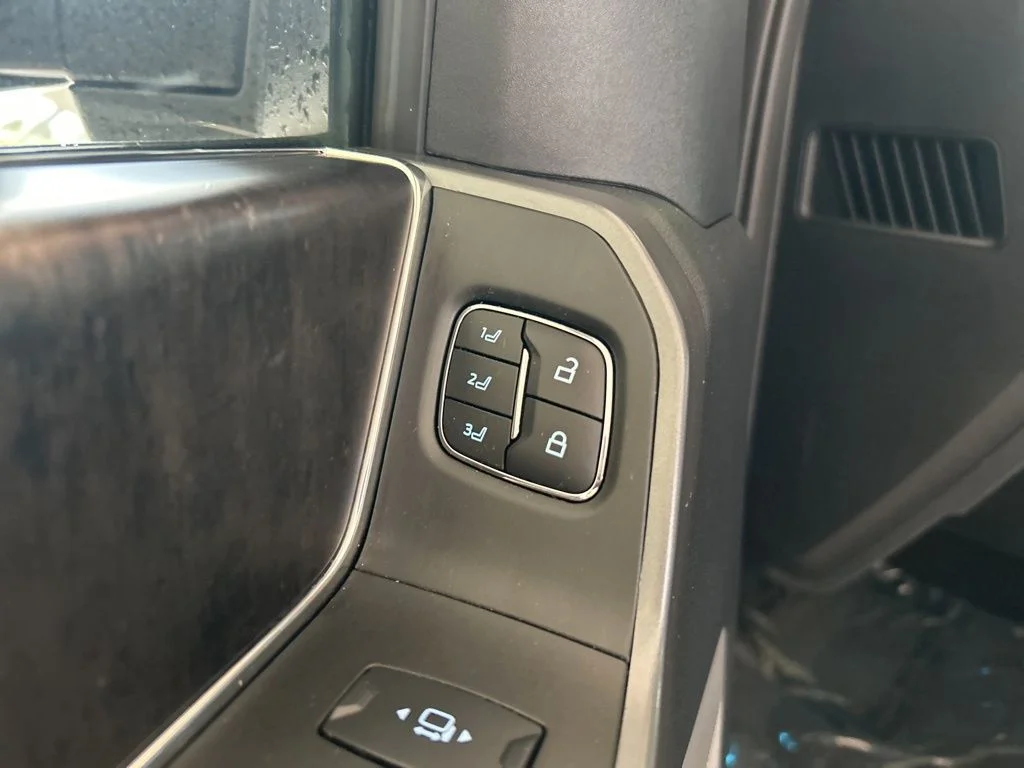 Used 2025 Gray Ford Lariat image 39
