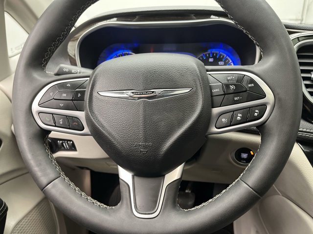 2024 Chrysler Pacifica Limited - Photo 17