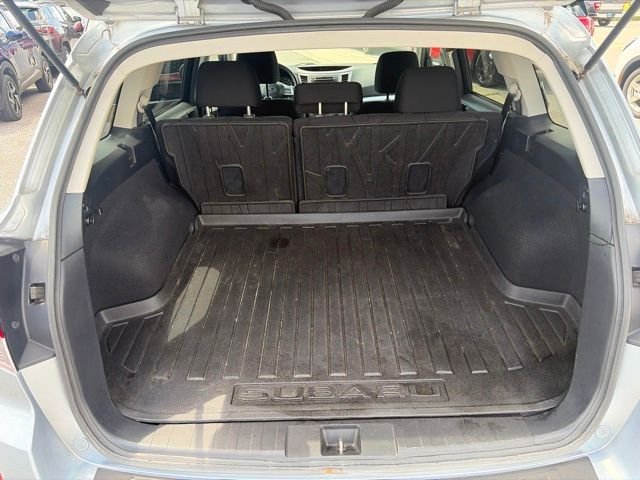 Used 2013 Silver Subaru 2.5i Premium image 19