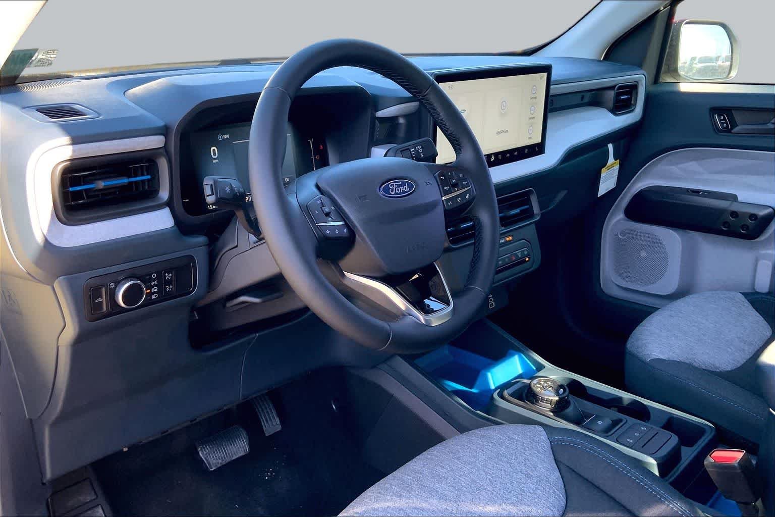 2025 Ford Maverick XLT - Photo 6