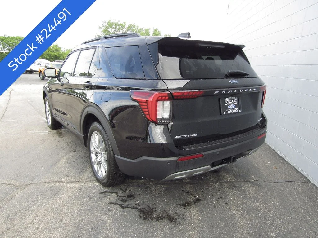 New 2026 Agate Black Metallic Ford Active image 5