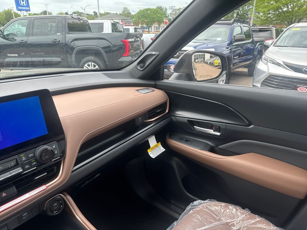 New 2026 Blue Toyota MAX Platinum image 27