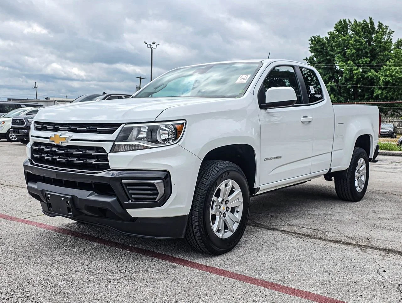 Used 2022 Summit White Chevrolet LT image 3