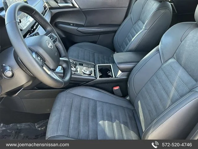 New 2026 Black Nissan SL image 12