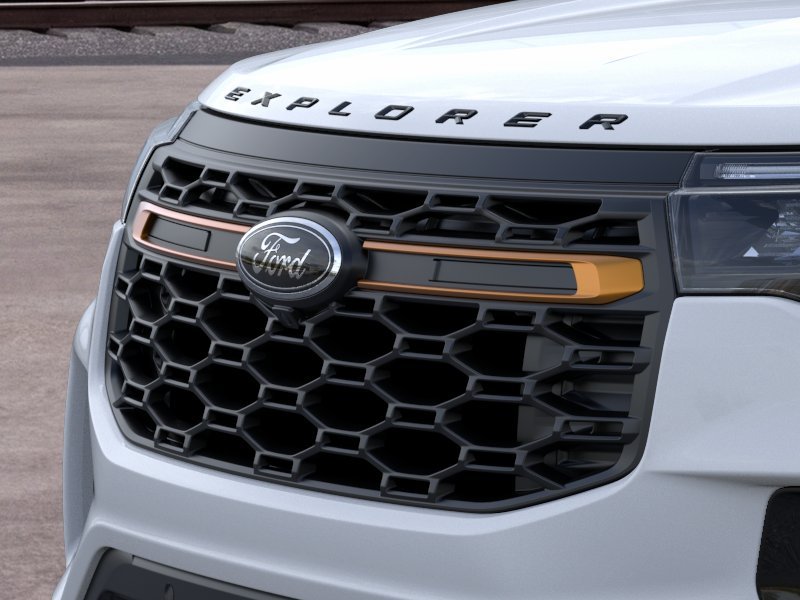 New 2026 Space White Metallic Ford Tremor® image 17