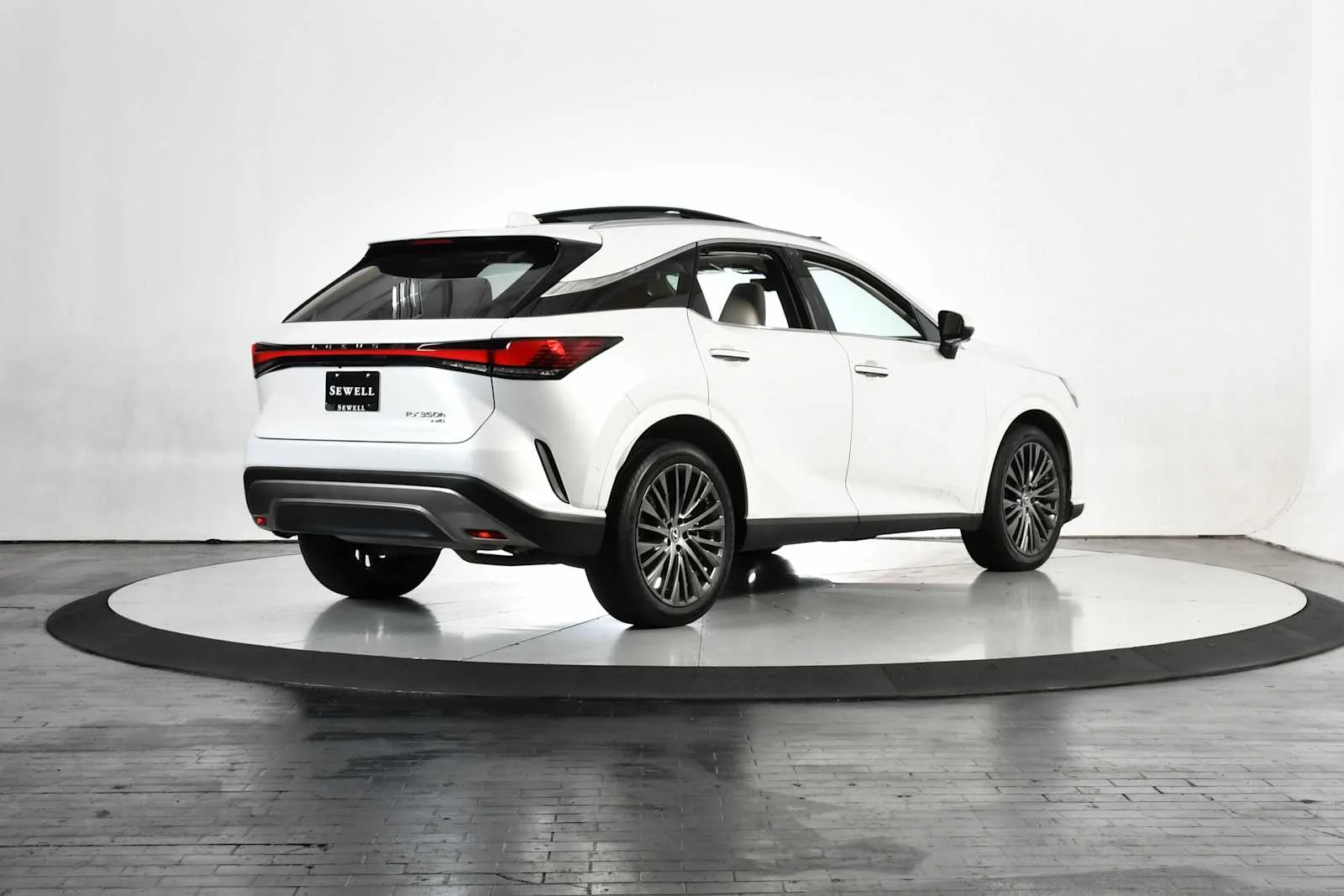 Used 2023 Eminent White Pearl Lexus Luxury image 7