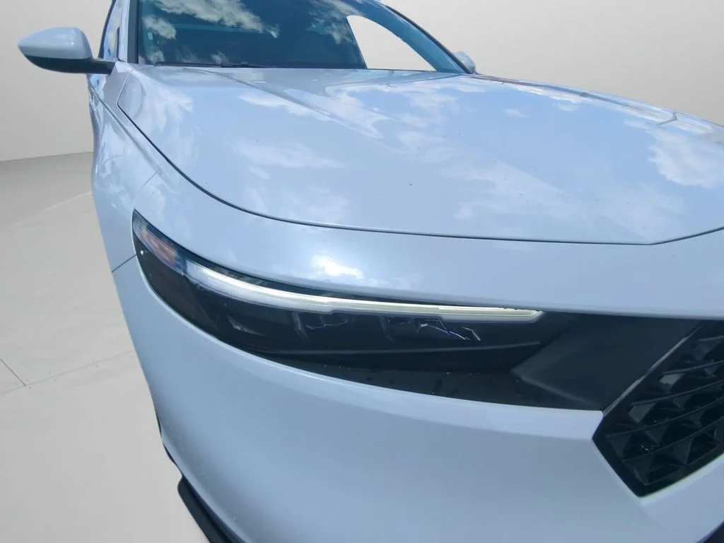 New 2026 Platinum White Pearl Honda LX image 20