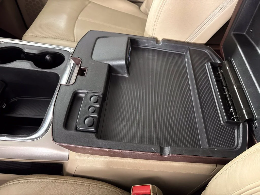 Used 2018 White Ram Laramie image 43