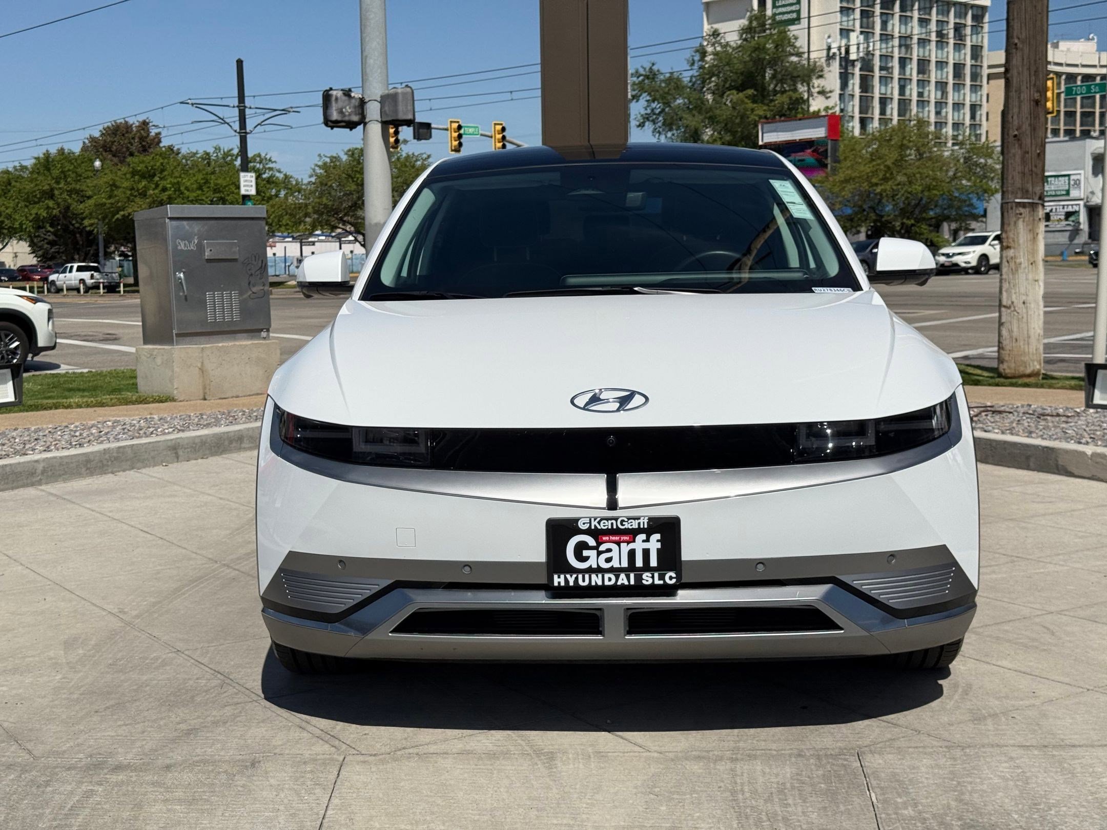 2024 Hyundai IONIQ 5 Limited - Photo 10