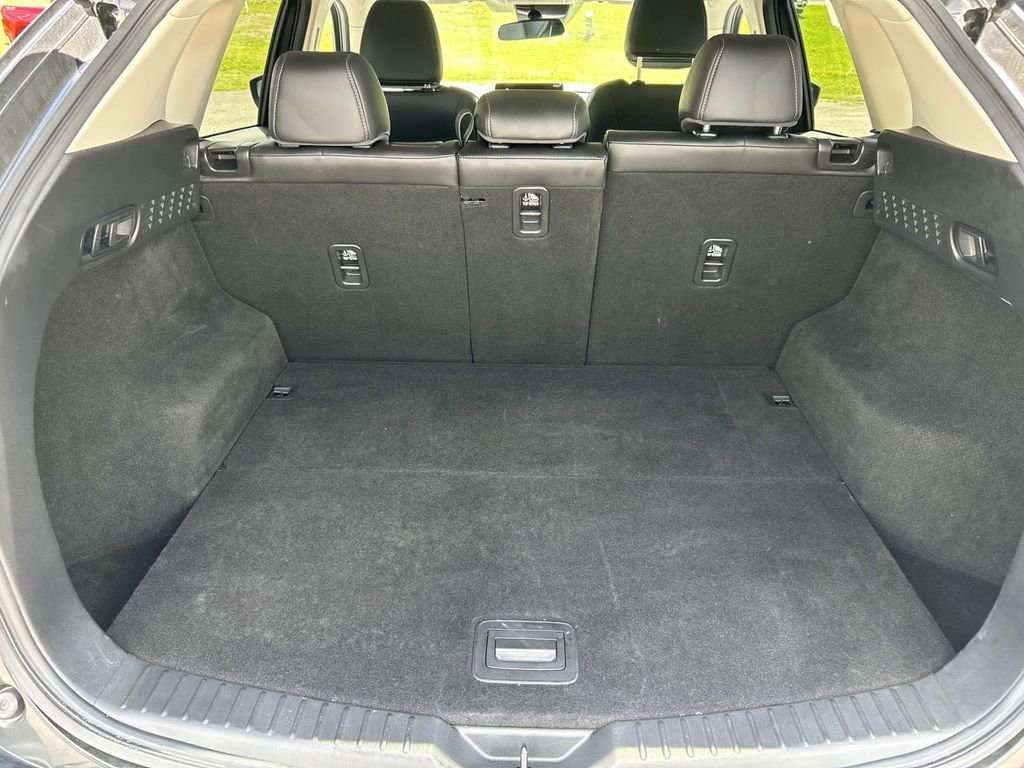 Used 2025 Jet Black Mica Mazda 2.5 S Select Package image 18