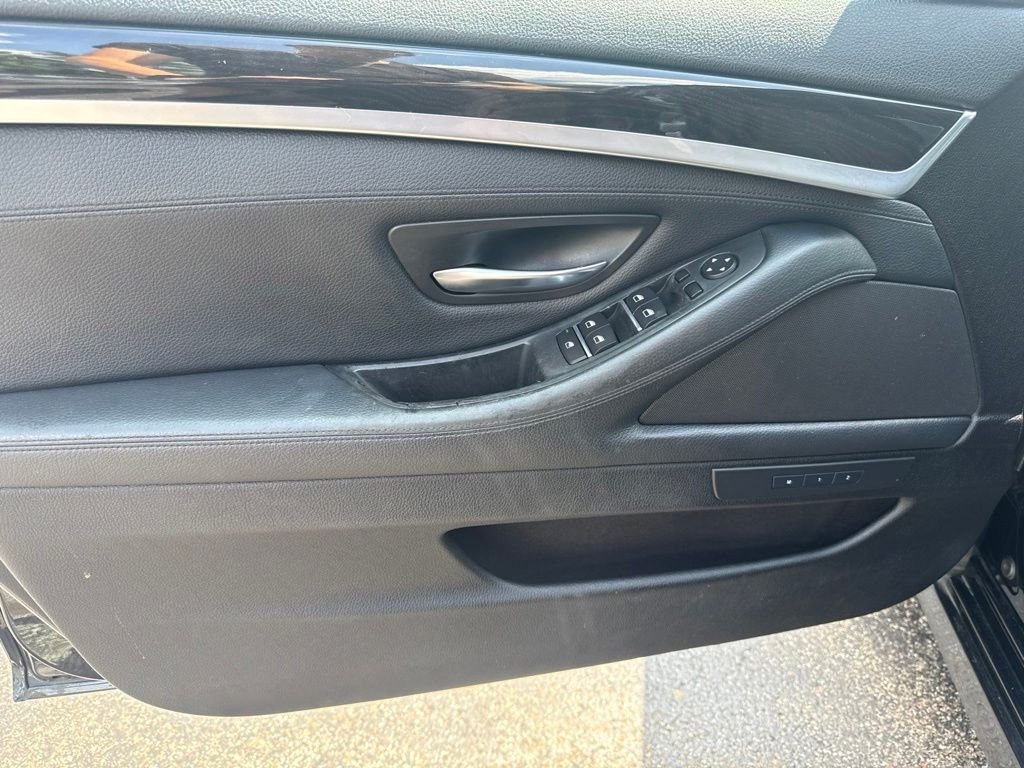 Used 2014 Black BMW 535i xDrive image 20
