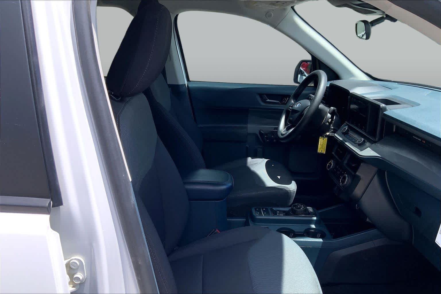 Used 2024 Oxford White Ford XL image 9