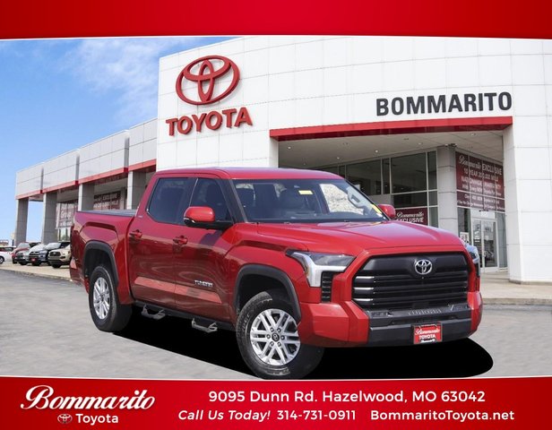 2022 Toyota Tundra 4WD SR5 CrewMax 5.5' Bed (Natl)