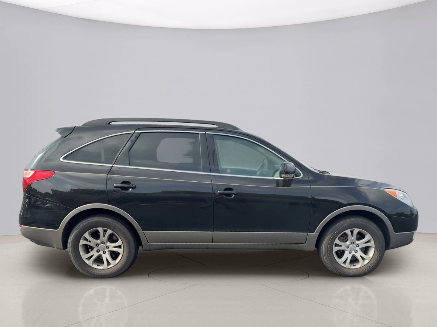 Used 2012 Black Hyundai GLS image 6