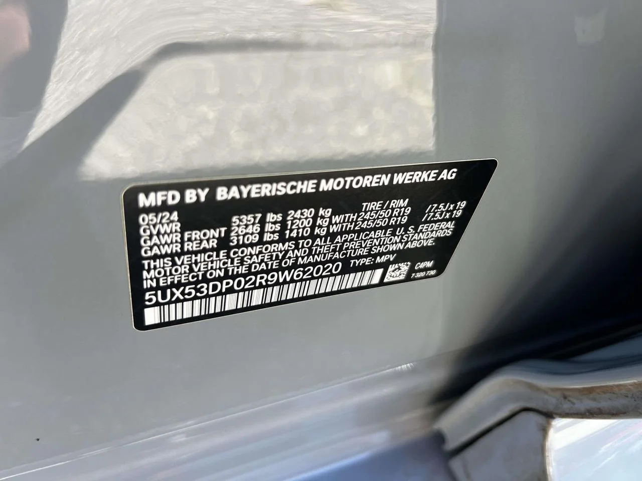 Used 2024 Gray Metallic BMW xDrive30i image 27