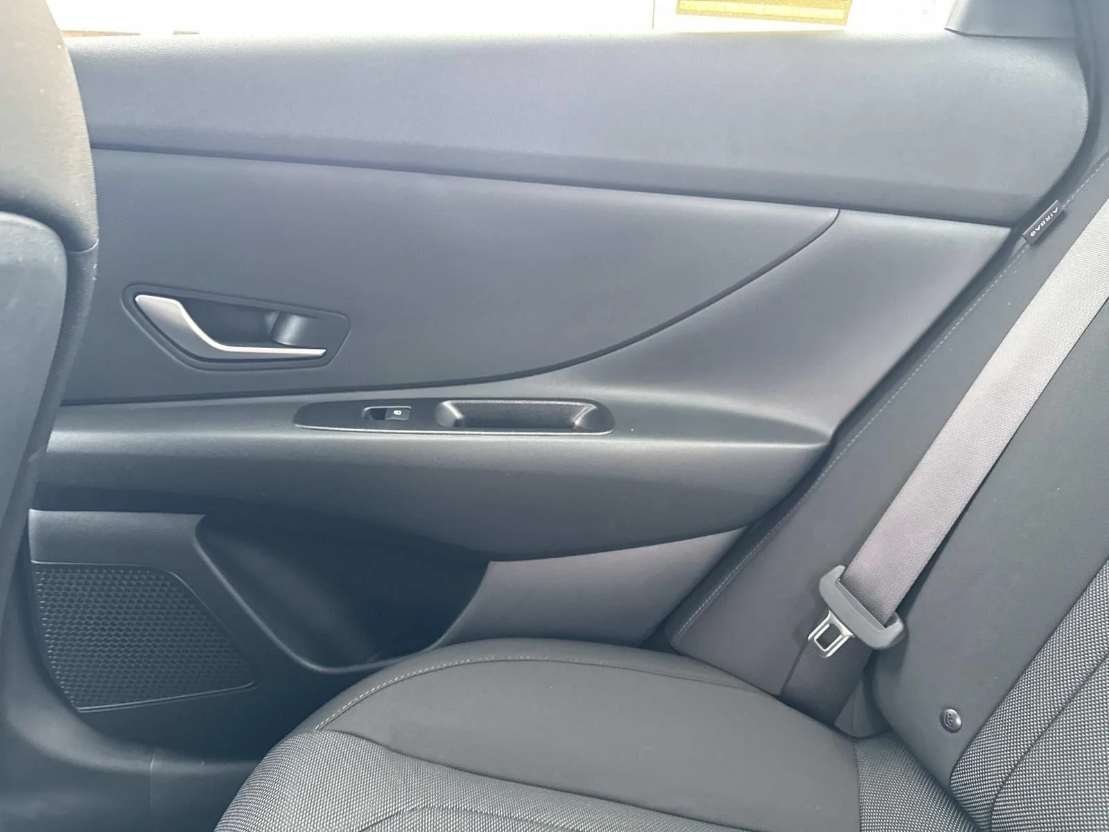 Used 2026 Fluid Metal Hyundai SE image 19