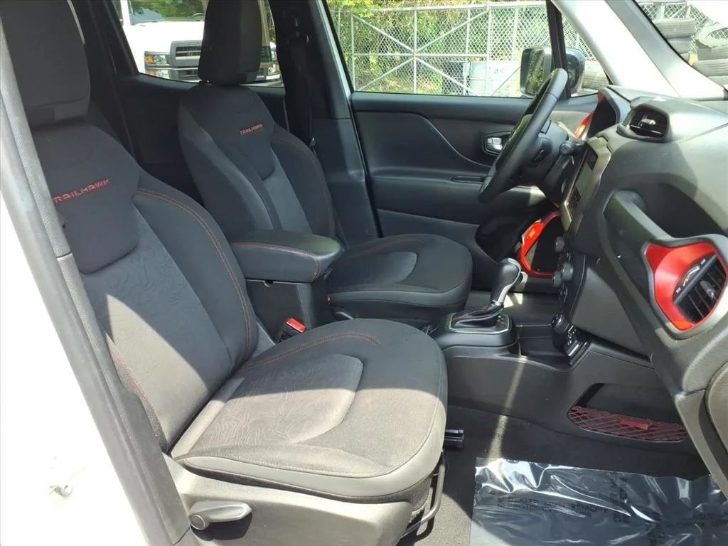 Certified Used 2023 White Jeep Trailhawk image 29